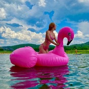 Julliete shooting with inflatables