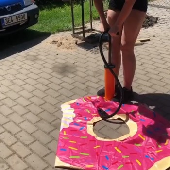 Teri inflating donut float