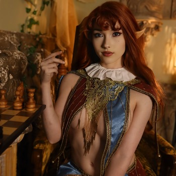 Xavia the Bard