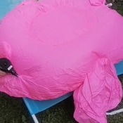 Inflating poolfloats for shooting