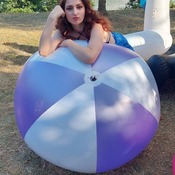 Lara deflating shosu beachball video+picture