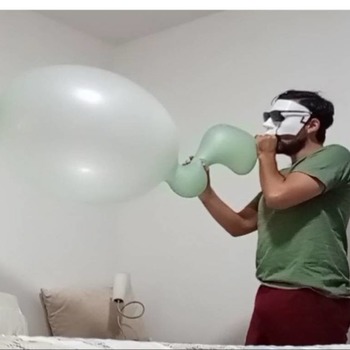 Big roomtex balloon blow