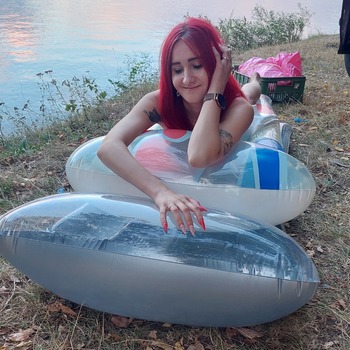 Lena deflating two air mattress video+photos
