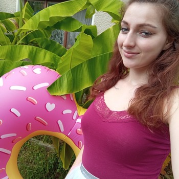 Lera big shooting with inflatables and air mattress