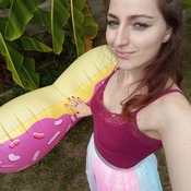 Lera big shooting with inflatables and air mattress