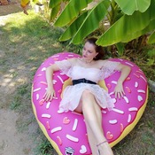 Lera big shooting with inflatables and air mattress