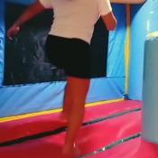 New inflatable castle jump and play !!!