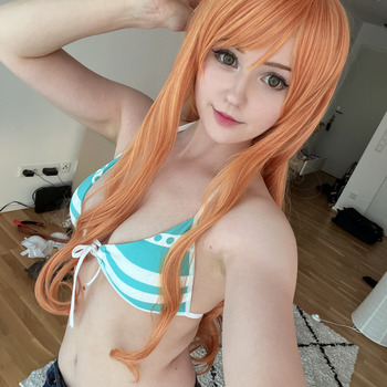 Nami - One Piece (Selfie Set)