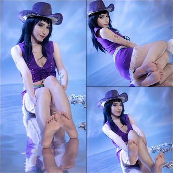 Nico Robin - barefoot set