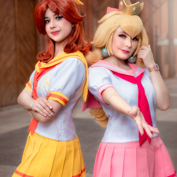 Peach y Daisy Cosplay Uniform