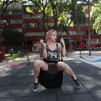 Adhara en el parque