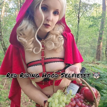 Red Riding Hood Selfieset