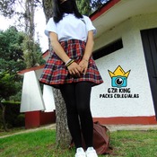 Colegiala Petite Prepa (40 fotos + 2 Videos)