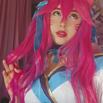 Spirit Blossom Ahri Selfie Set