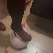 Pop balloons columns