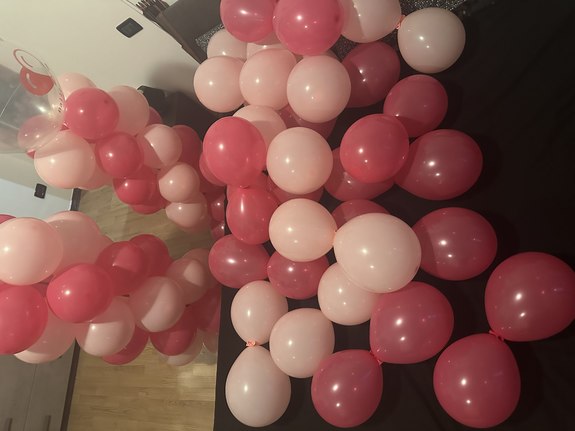 Pop balloons columns