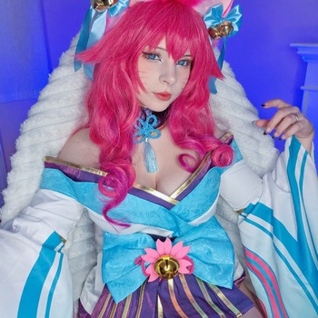 Spirit blossom ahri - league of legends