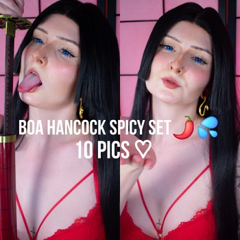 (DOKOMI WEEK????) Boa Hancock Set