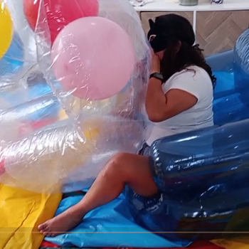 Inflatable chair clear blow and balloons blow insite!!!