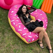 Lera black cat with inflatables