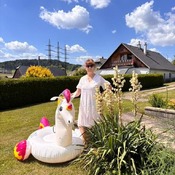 Nina and Zuzana photoset in the garden (inflatables)