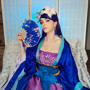 Lihua (Apothecary Diares) Cosplay selfies and videos