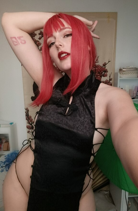 Makima inspired Selfie Set