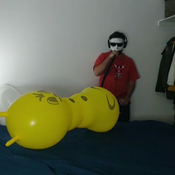 Blowing up 4 balloons in 36 minutes !! non pop!!