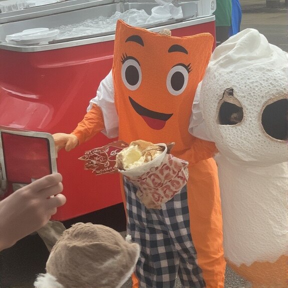 Jerome.C.House (American,1991) Orange Lady 2025