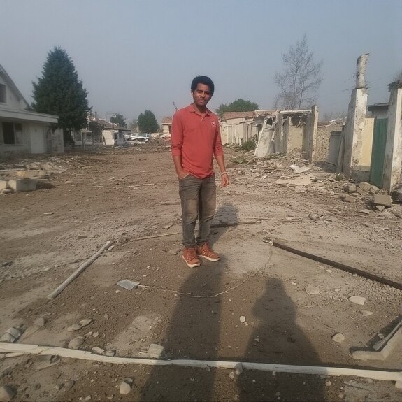 Jerome.C.House (American,1991) Gone I 2025