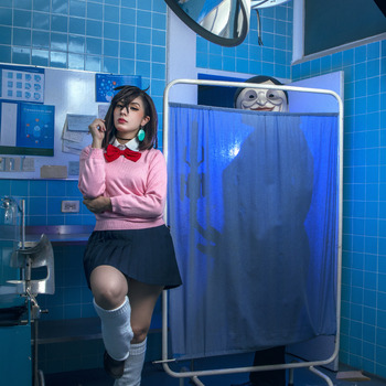 Momo Ayase 30 Fotos HD - 3 photosets (Uniforme - Bunny - Alien)