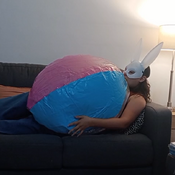 Mouth blow beachballl by Alice !!!