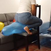 Ride balloons in a chair by Ary!!! (non pop video)