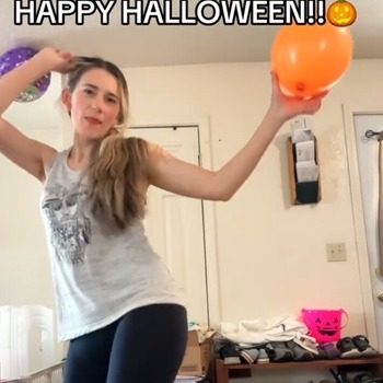 Sit pop balloon halloween