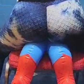 Spiderman inflatable sexy pop