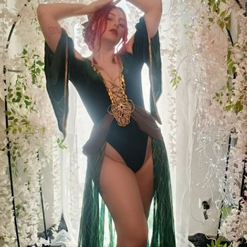 Triss Dessou Selfie Set NSFW