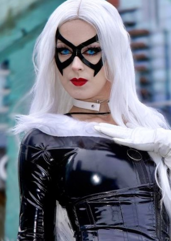 11 Professional taken Blackcat photos