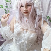 Alice marchem dream selfis