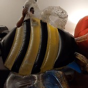 Inflatable bee blow