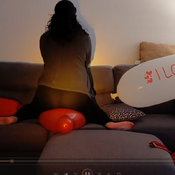 Pop and deflate Valentine´s Day balloons!!!