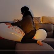 Pop and deflate Valentine´s Day balloons!!!