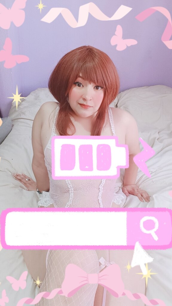 Uraraka pinky lingerie selfis