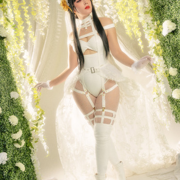 Yor Bride - 17 fotos HD