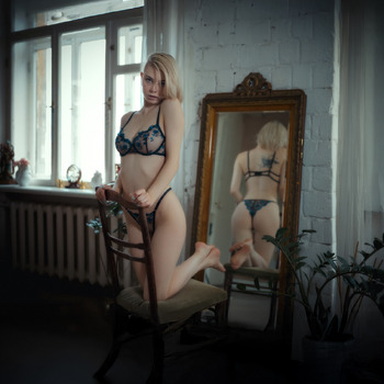Home - Arthouse - Blue Flowers