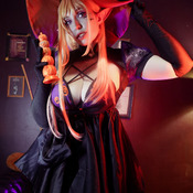 Soft Femdom Marin Hallloween